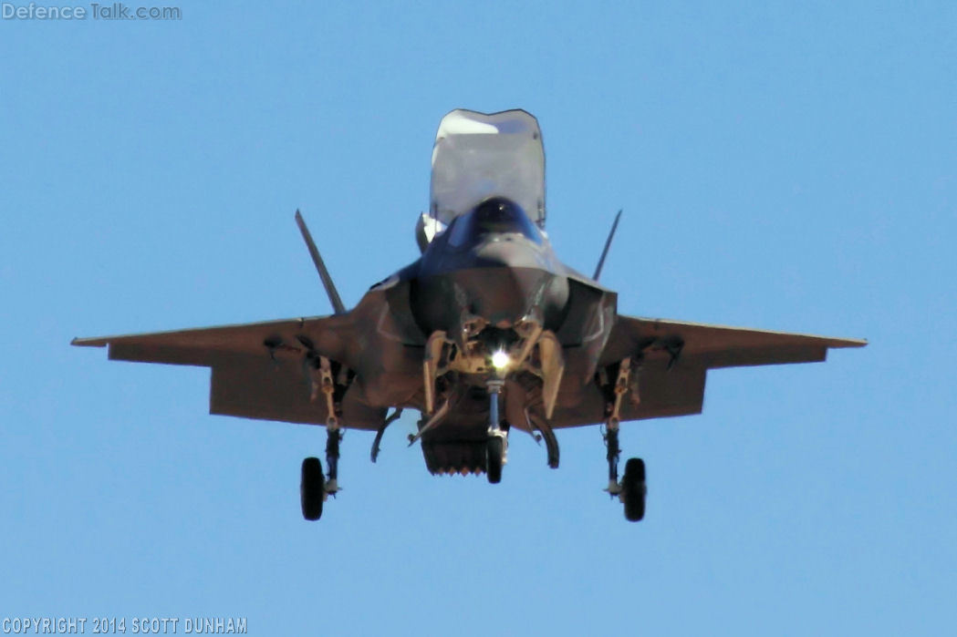 USMC F-35B Lighting II Stealth Fighter