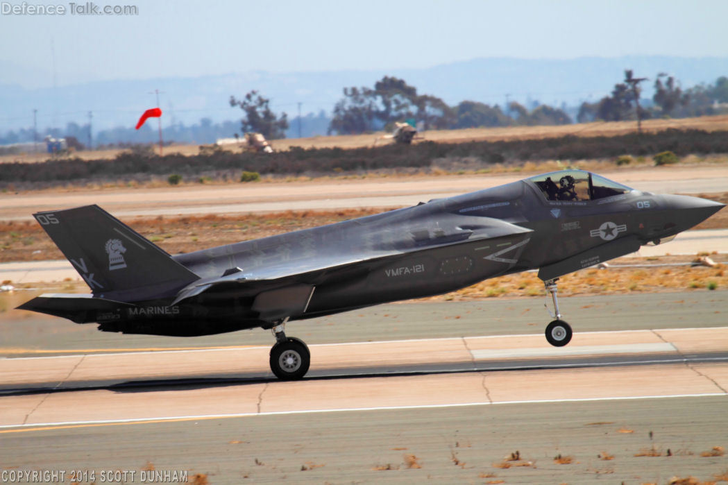 USMC F-35B Lighting II Stealth Fighter