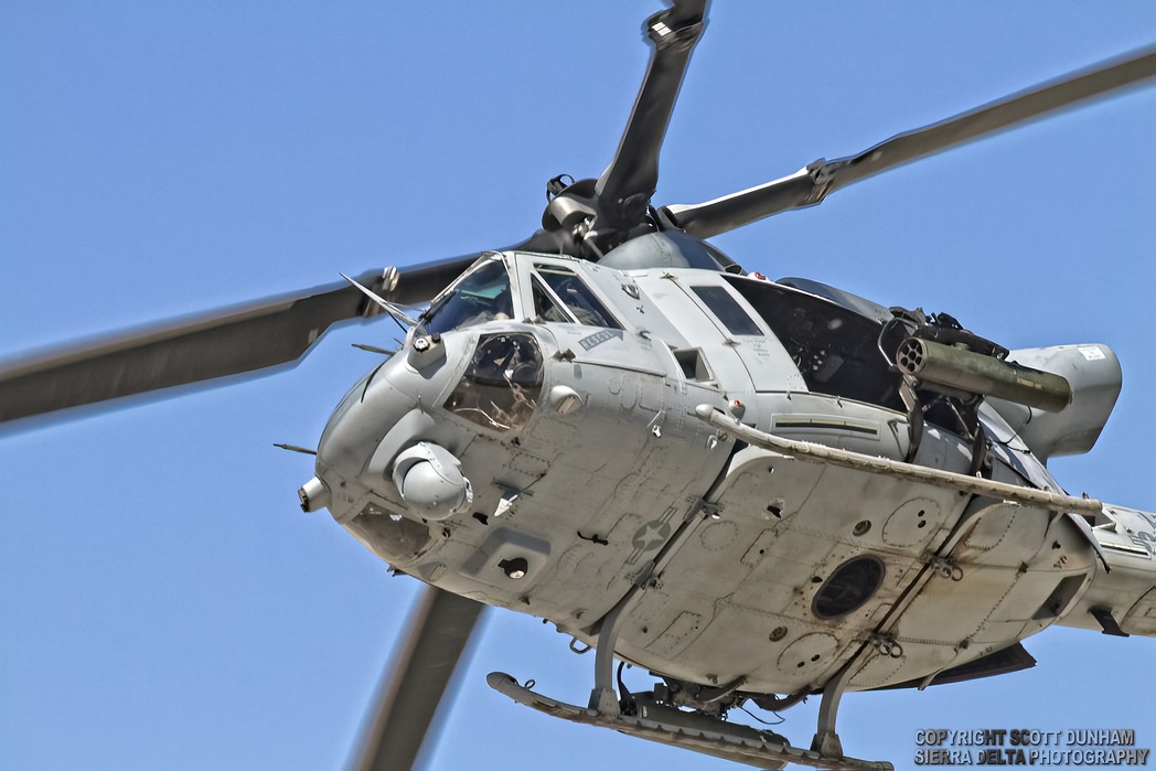 USMC UH-1Y Venom Helicopter Gunship