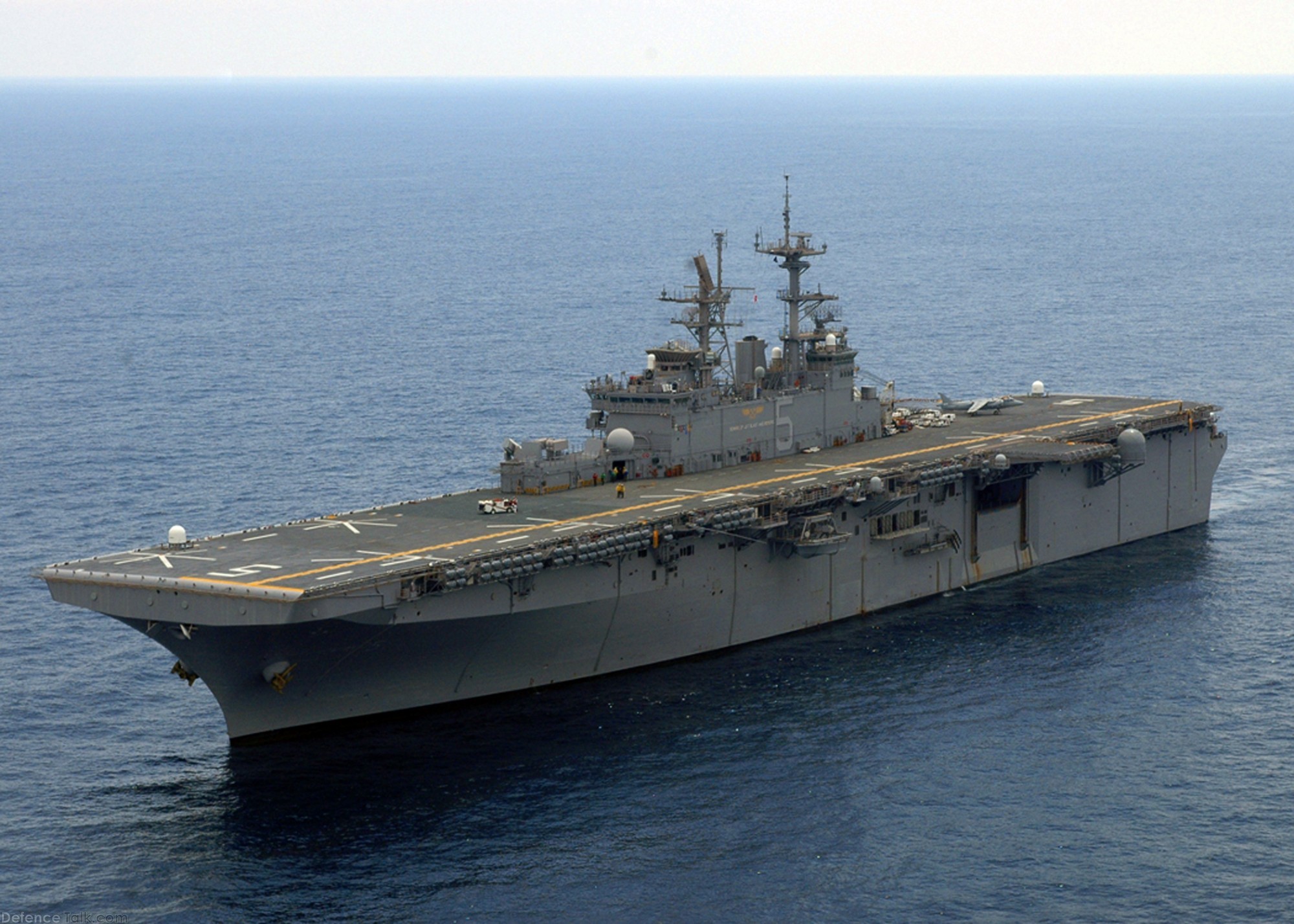 USS Bataan LHD 5 Amphibious Assault Ship