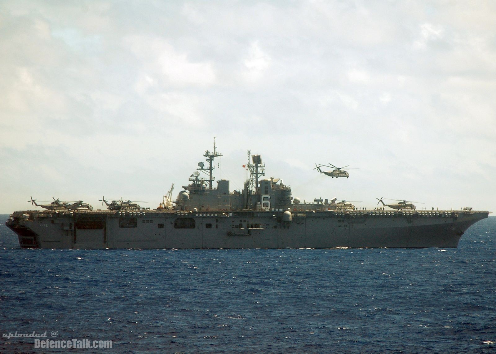 USS Bonhomme Richard LHD 6 - Amphibious Assault Ship