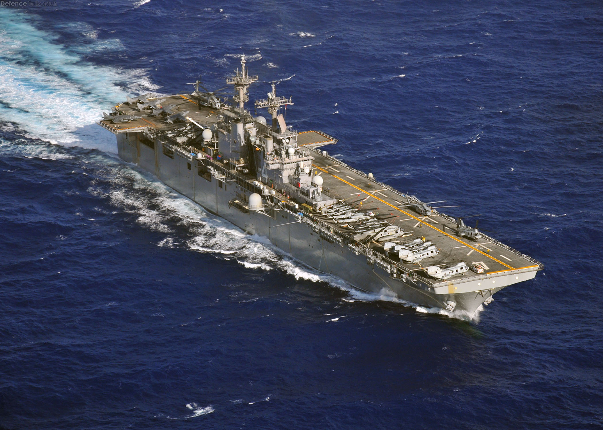 USS Boxer (LHD 4)