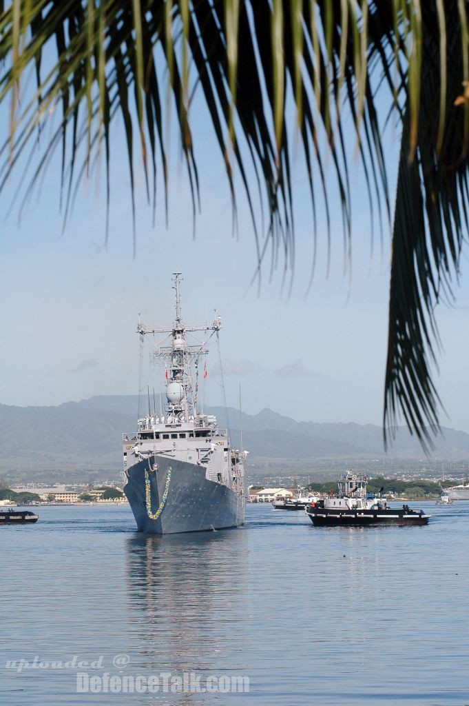 USS Crommelin FFG 37