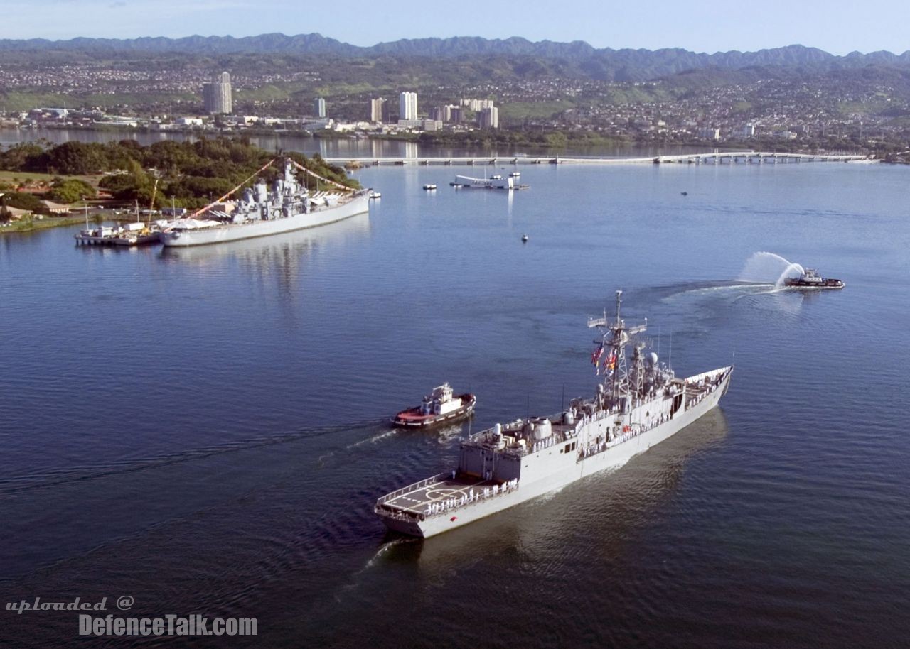 USS Crommelin FFG 37