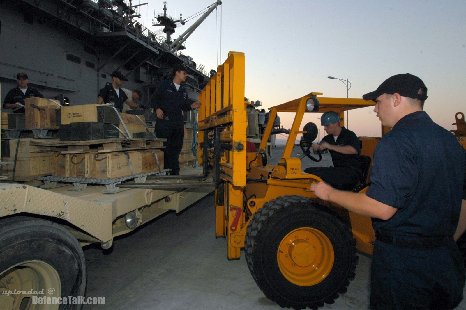 USS Iwo Jima (LHD 7) - Amphibious Assault Ship