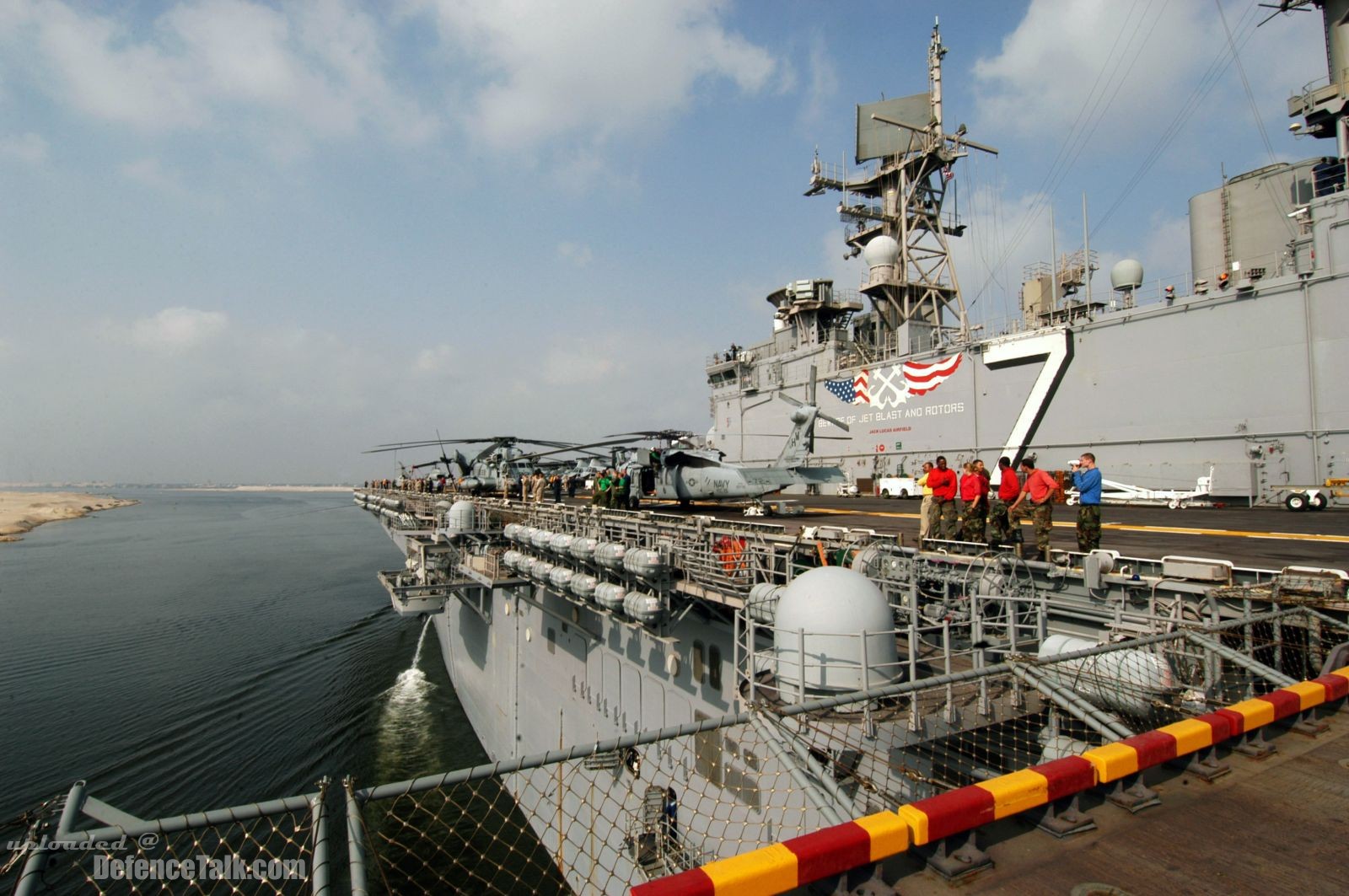 USS Iwo Jima (LHD 7) - Amphibious Assault Ship