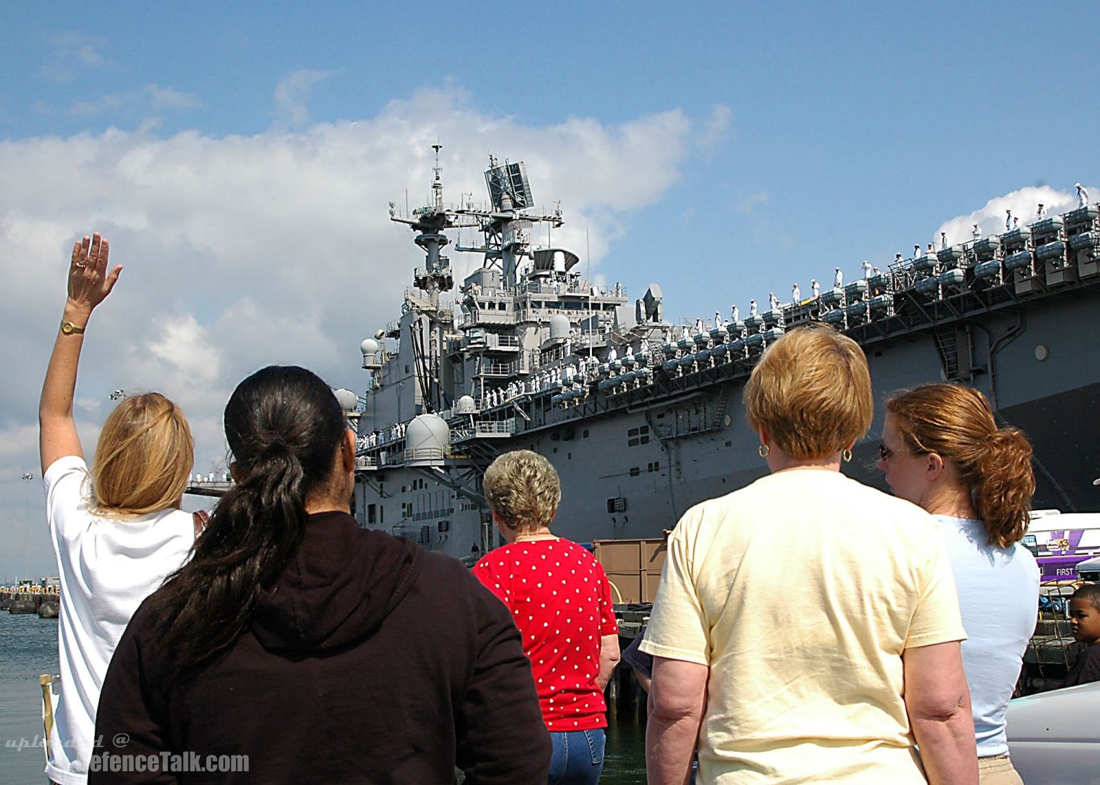 USS Iwo Jima LHD 7 Wasp-class Amphibious Assault Ship