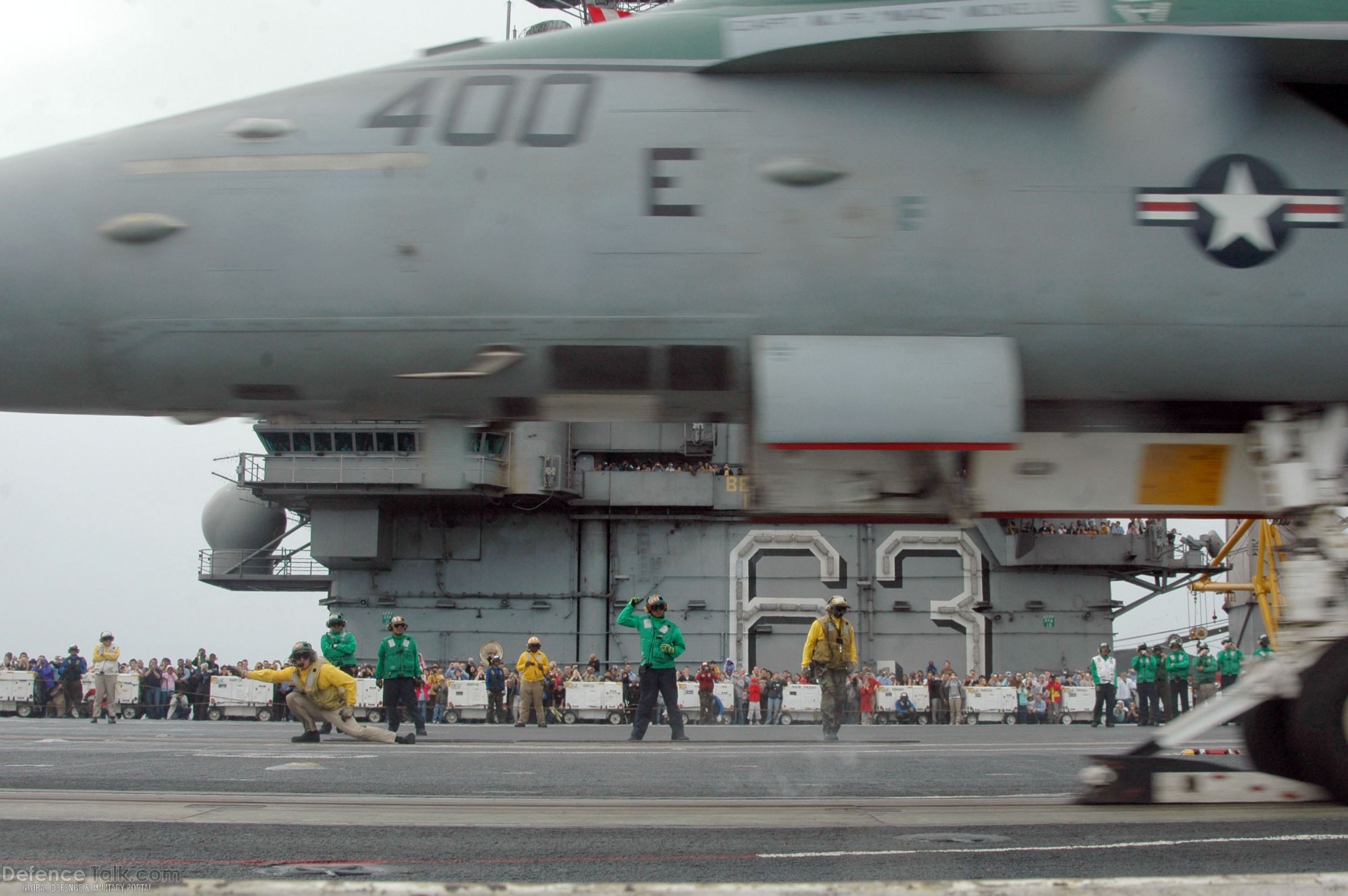 USS Kitty Hawk (CV 63) Aircraft Carrier - US Navy