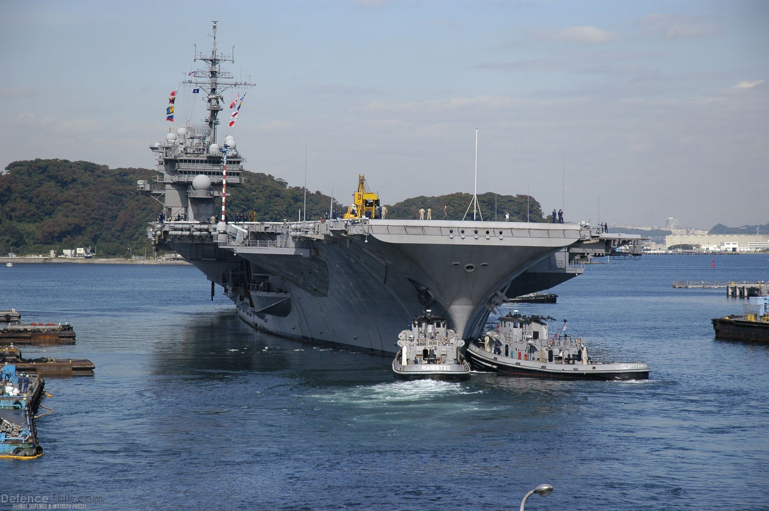 USS Kitty Hawk (CV 63) Aircraft Carrier - US Navy