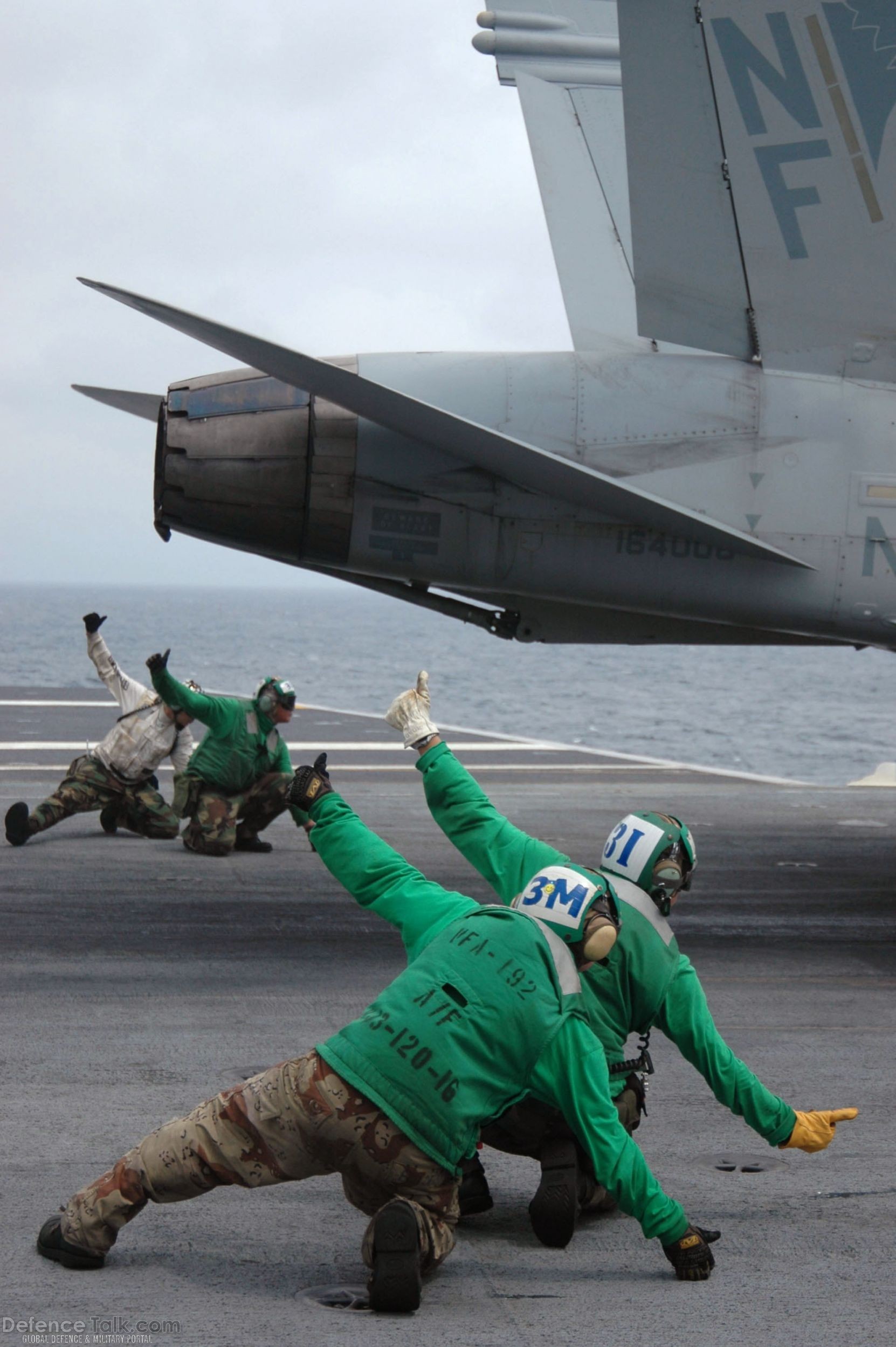 USS Kitty Hawk (CV 63) Aircraft Carrier - US Navy