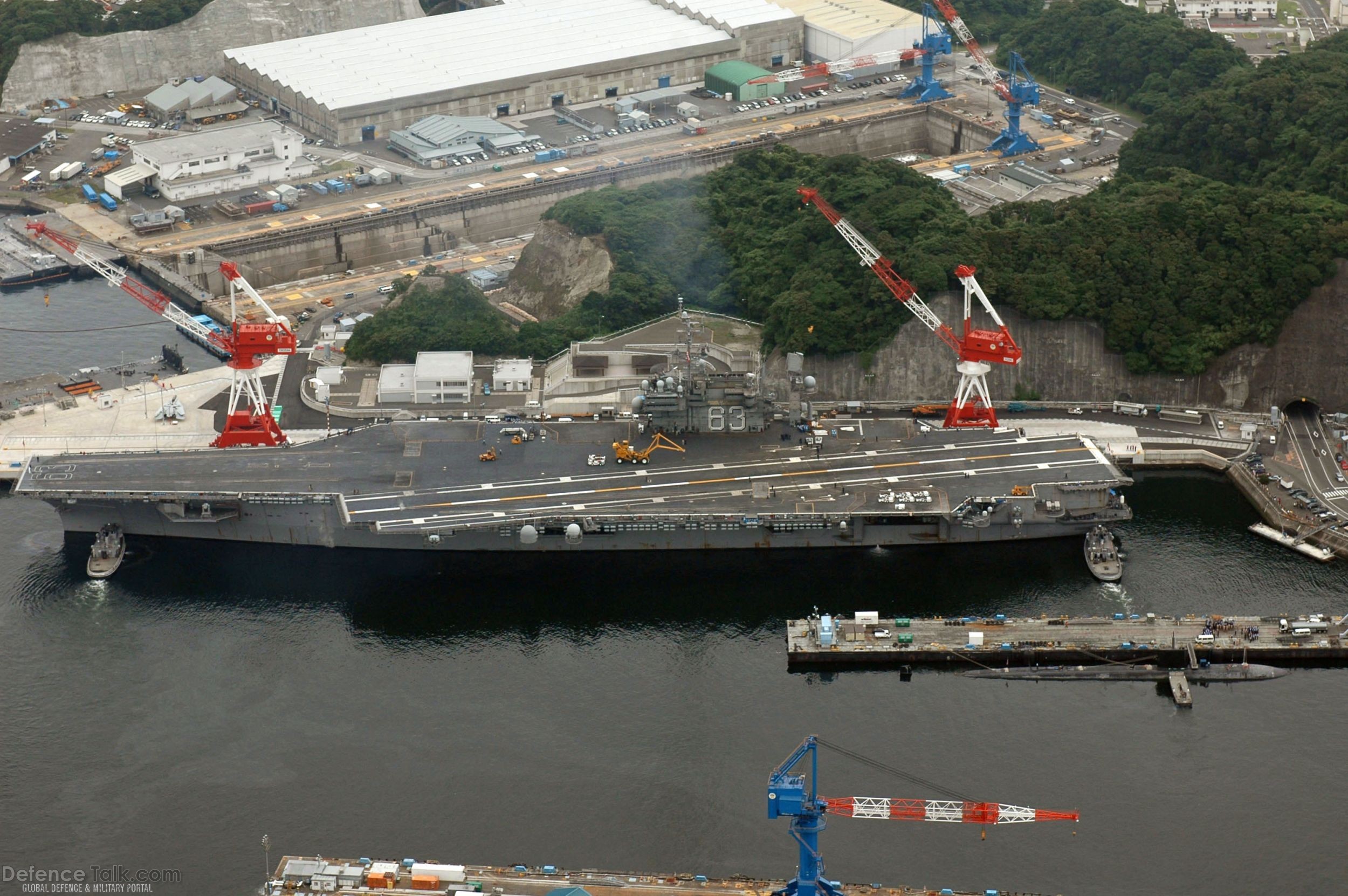 USS Kitty Hawk (CV 63) Aircraft Carrier - US Navy