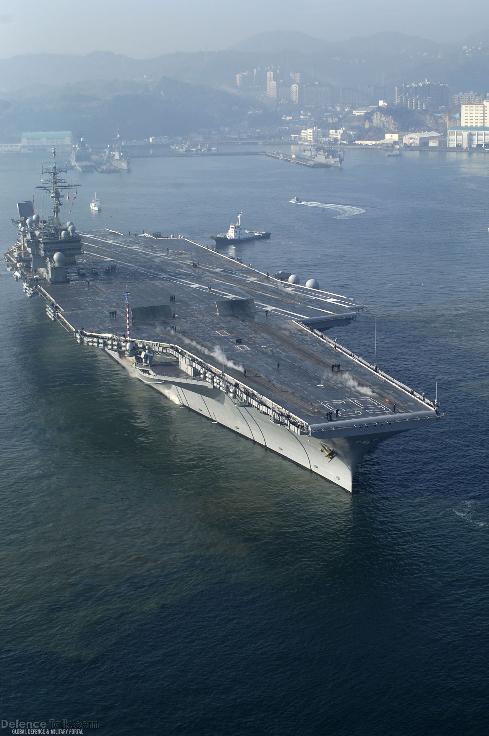 USS Kitty Hawk (CV 63) - US Navy