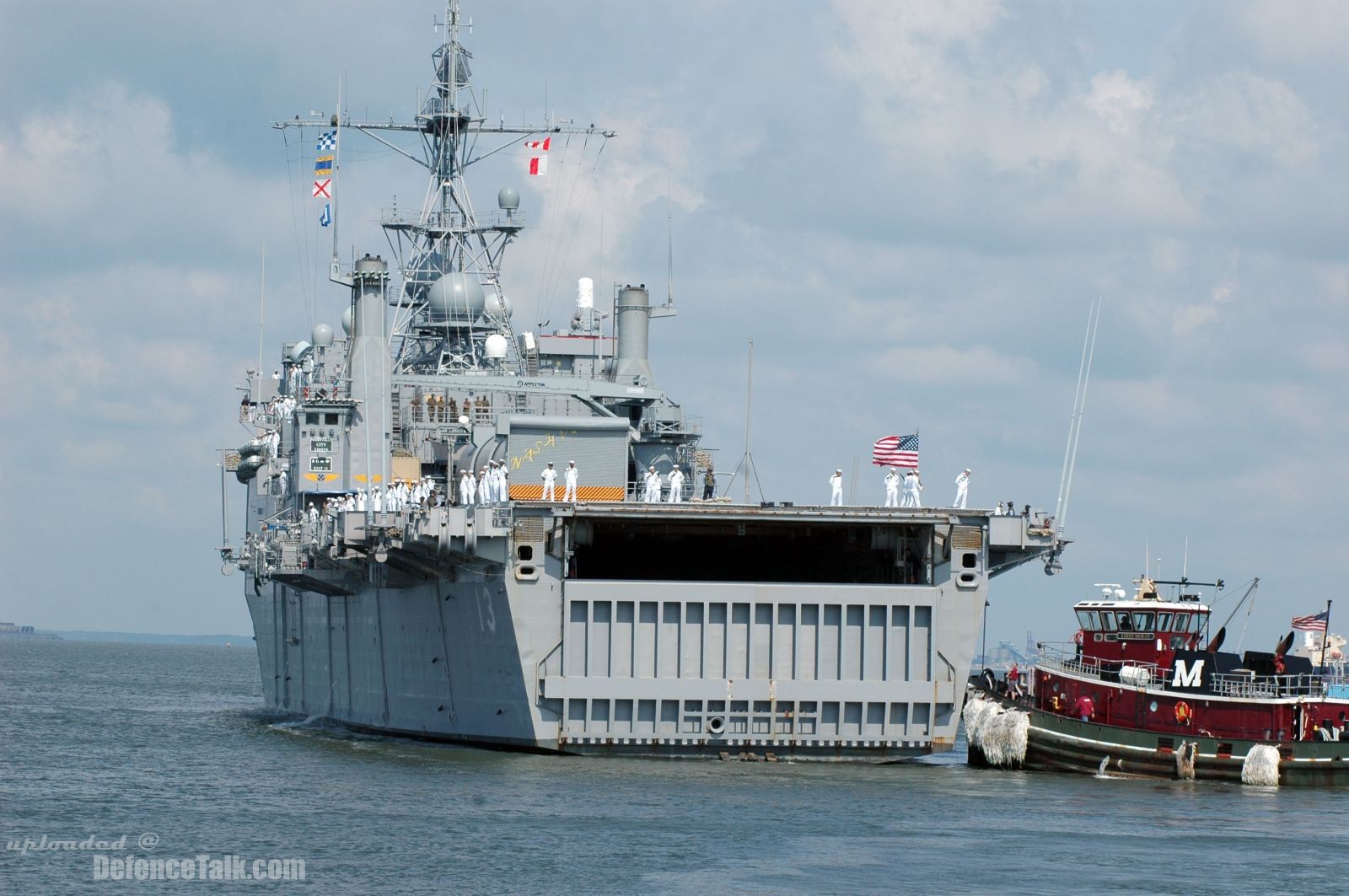 USS Nashville (LPD 13) amphibious transport dock