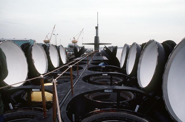 USS  Ohio (SSBN-726) Ohio-class ballistic missile submarine