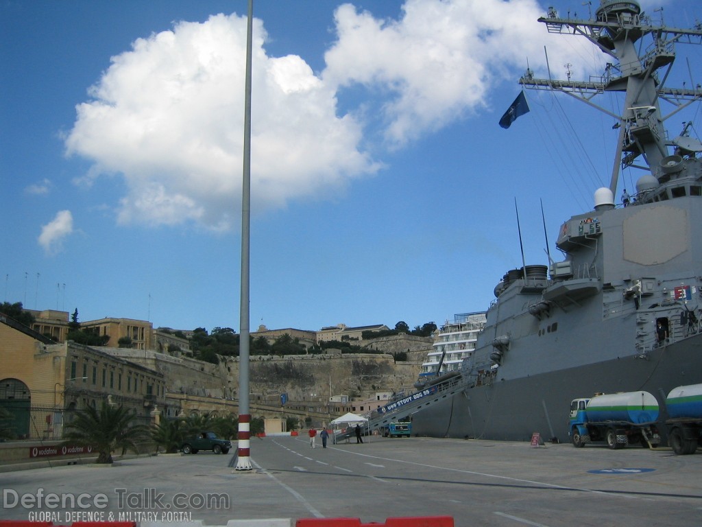 USS Stout DDG 55 - Guided missile destroyer - US Navy