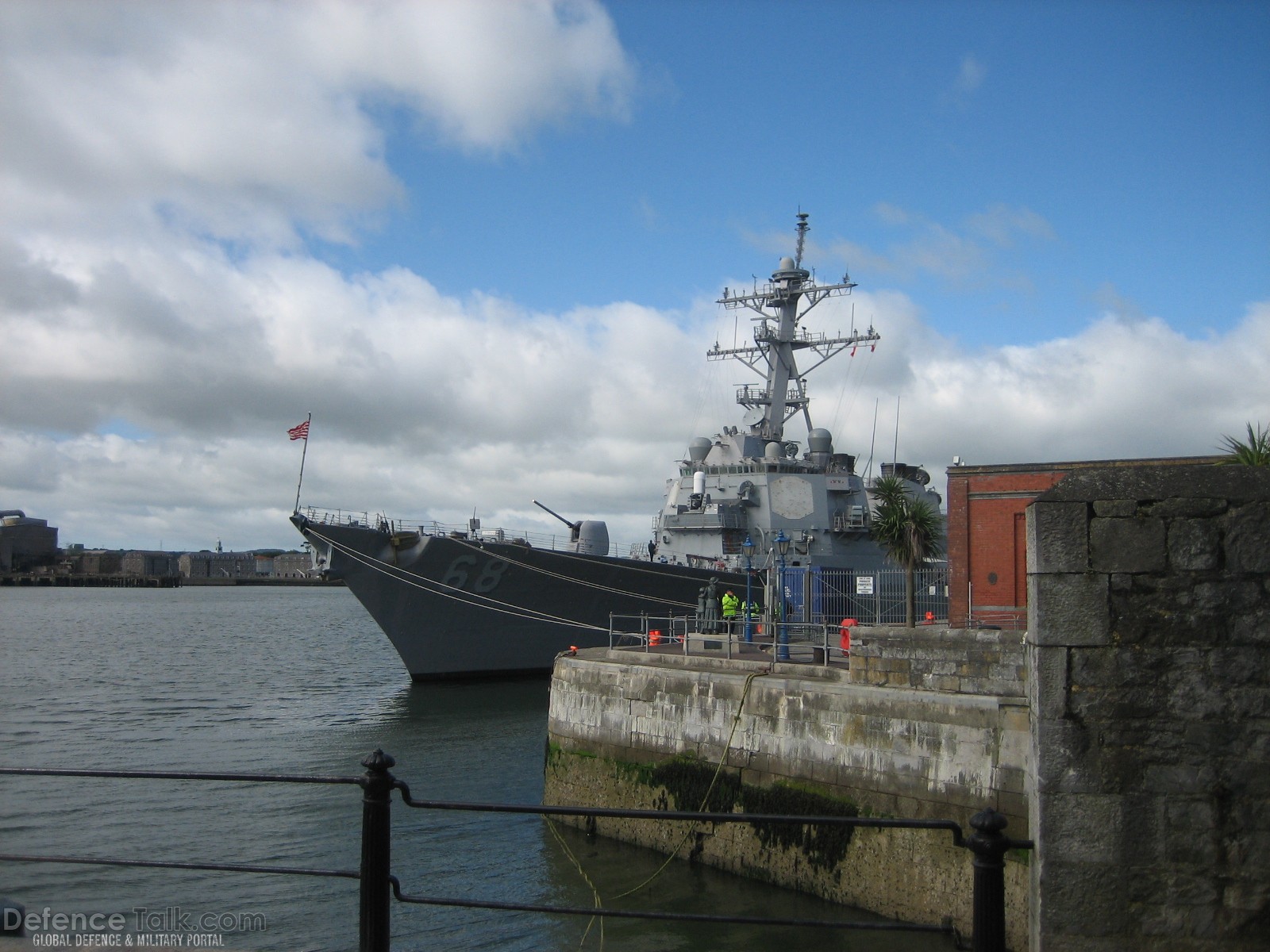 USS The Sullivans DDG 68 - Guided Missile Destroyer - US Navy