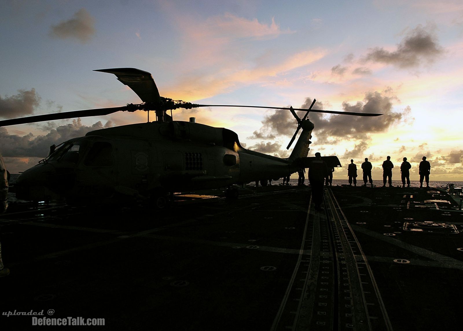 Valiant Shield 2006 - guided-missile destroyer USS Shoup (DDG 86)