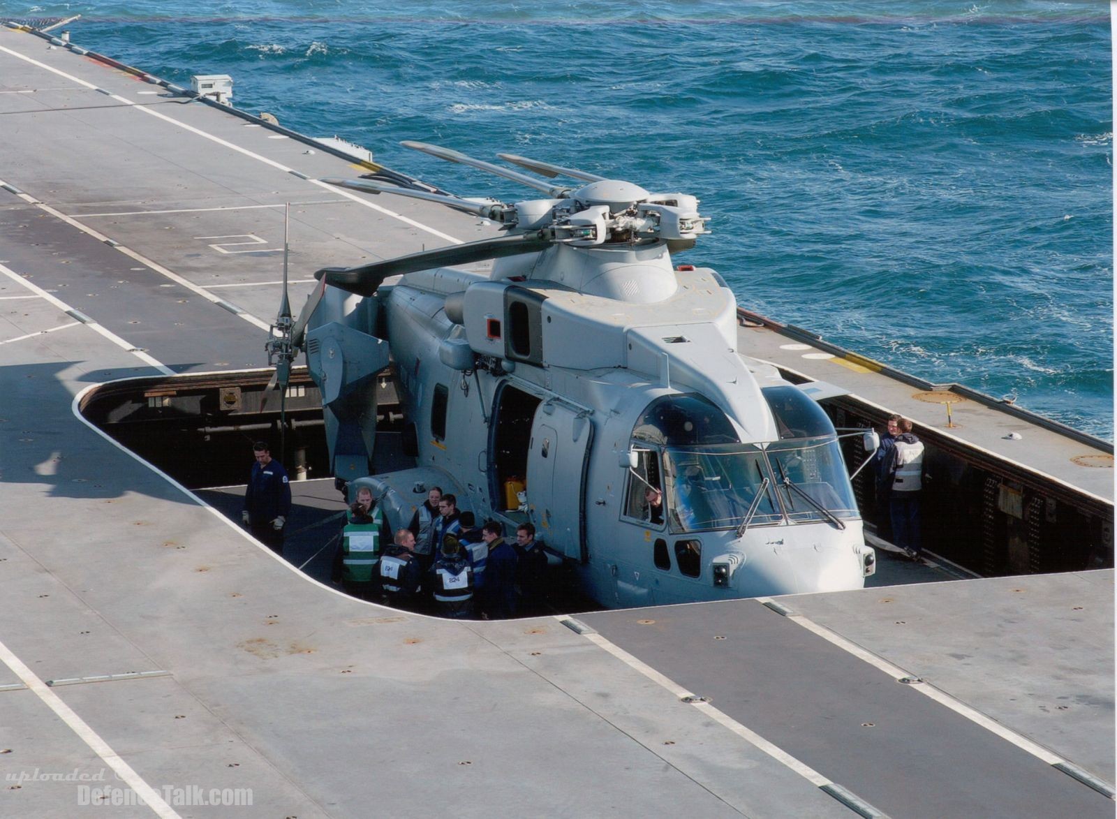 Westland Merlin HMA 1on RFA Argus's lift