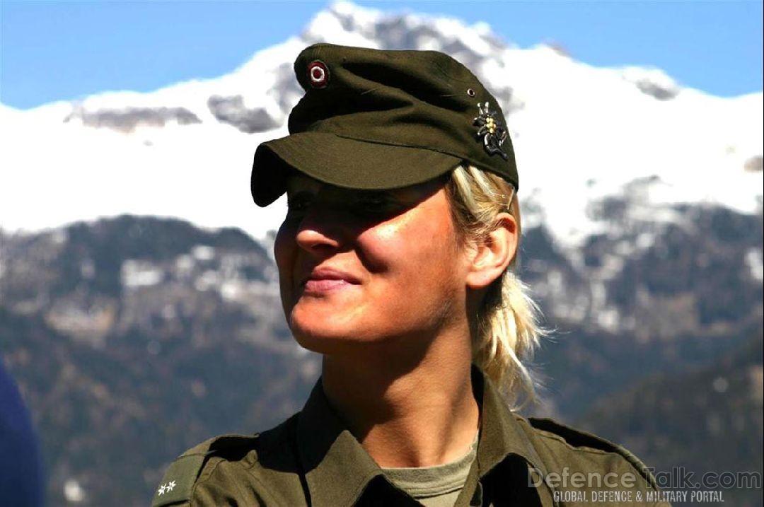 Women in World Armed Forces