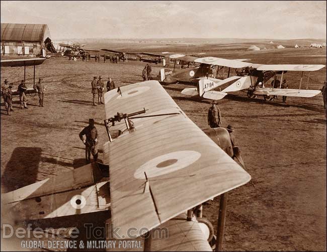 World War 1 photo by James Francis "Frank" Hurley