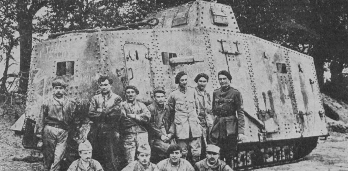 Первые танки германии. Немецкий танк первой мировой войны a7v. Французский танк первой мировой войны a7v. Танки Германии первой мировой войны. Sturmpanzerwagen a7v танк.