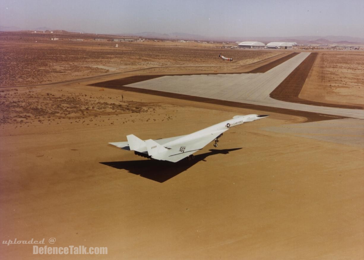 XB-70 Valkyrie-US Air Force