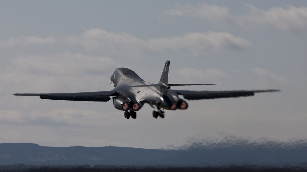 B-1 Bomber