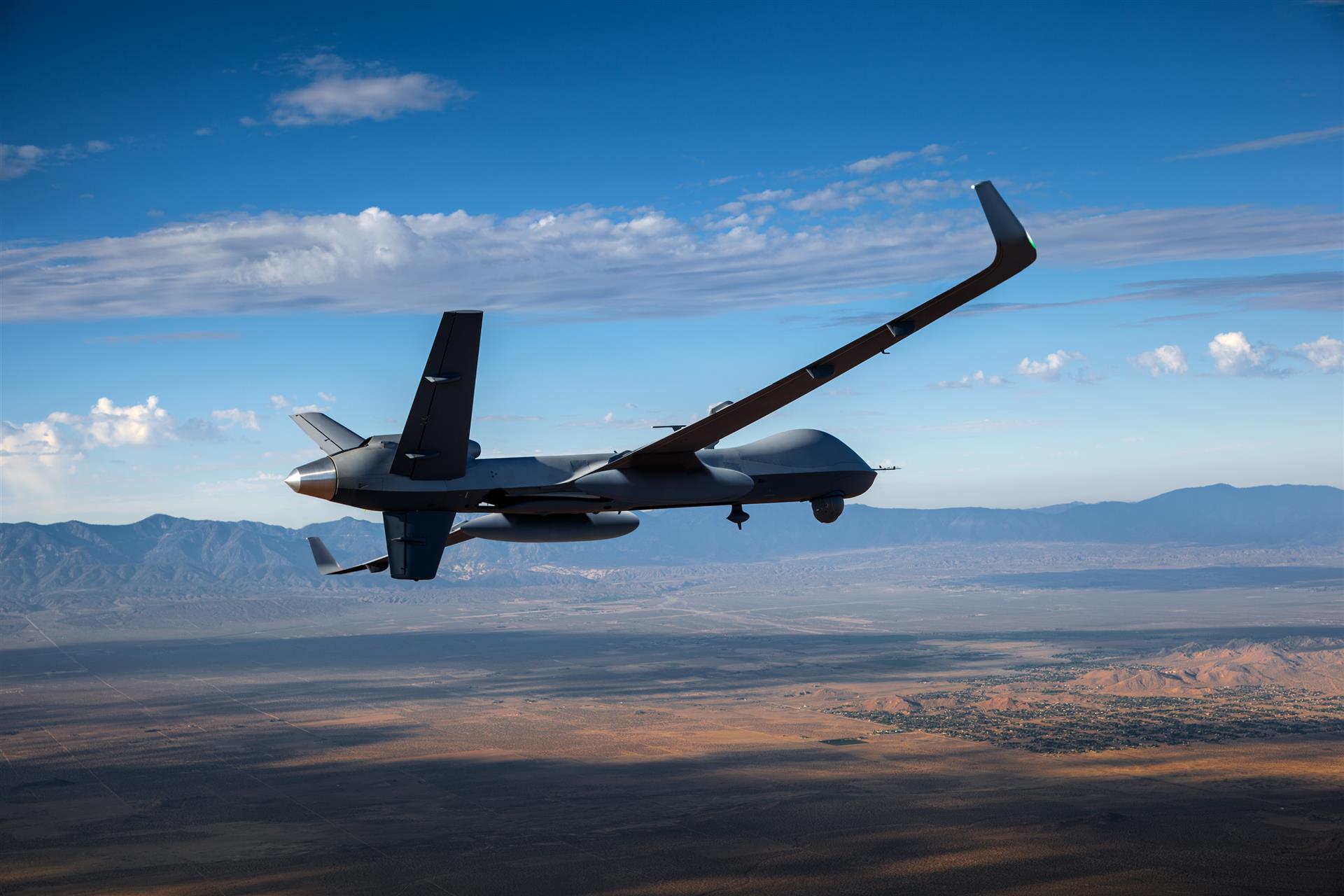 Predator B Big Wing Flies Over 37 Hours Non-Stop