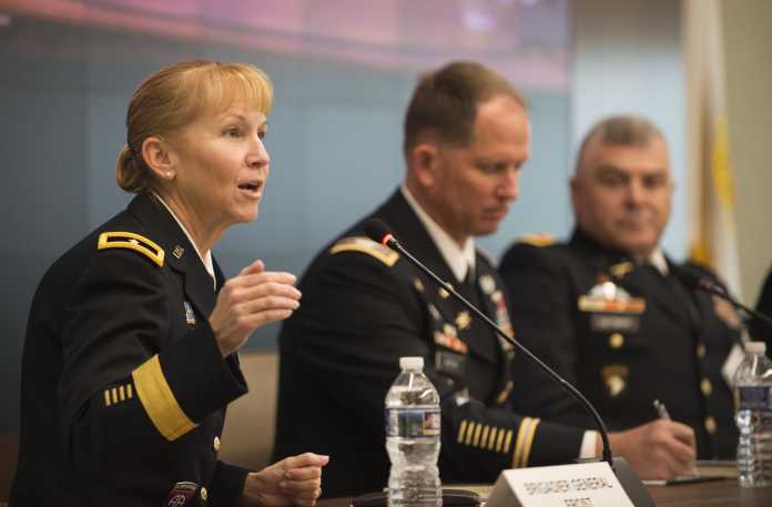 social-media-cyber-warfare-field-commanders