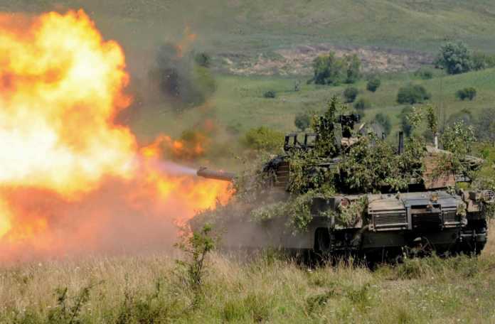 Abrams tanks exercise 2017