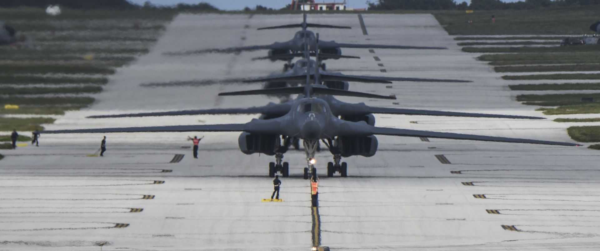 U.S. Air Force B-1B Lancer bombers