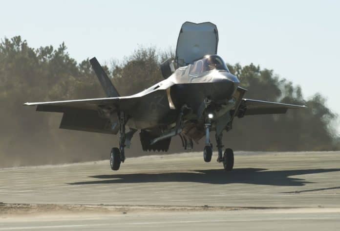 F-35-PaxRiver-USMC