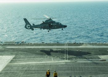 US, French Navies Conduct Dual-Carrier Ops in Mediterranean