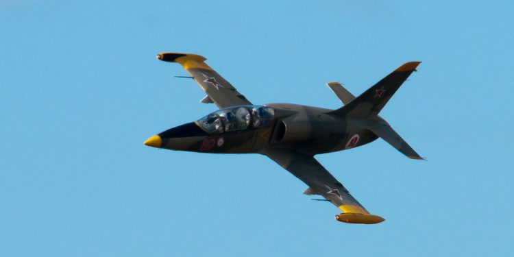 Syrian pilot killed as Turkey downs warplane: monitor