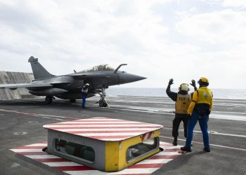 Ike and Charles de Gaulle Participate in Cross-Deck Aircraft Launches and Recoveries