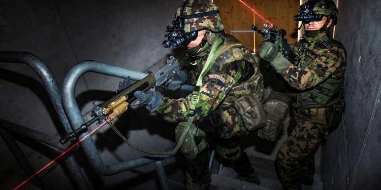 Rheinmetall to supply the Swiss Army with VarioRay LLM laser light modules
