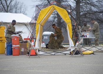 Nearly 10,000 Guardsmen Called Up for COVID-19 Response