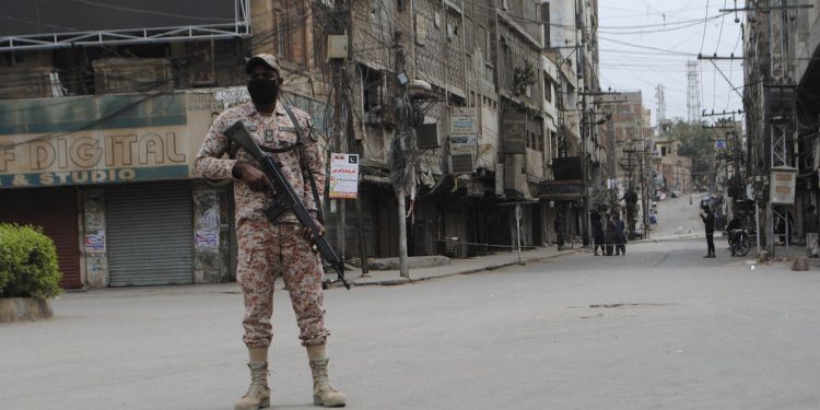 Pakistan approves military deployment to curb virus