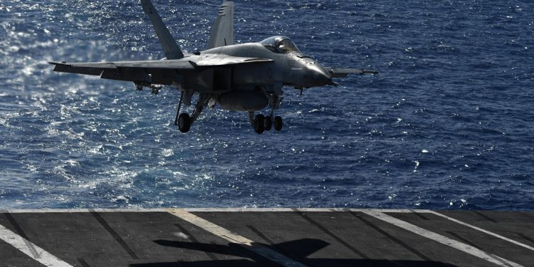 US Navy Takes Delivery of Final F/A-18E Super Hornet Block II