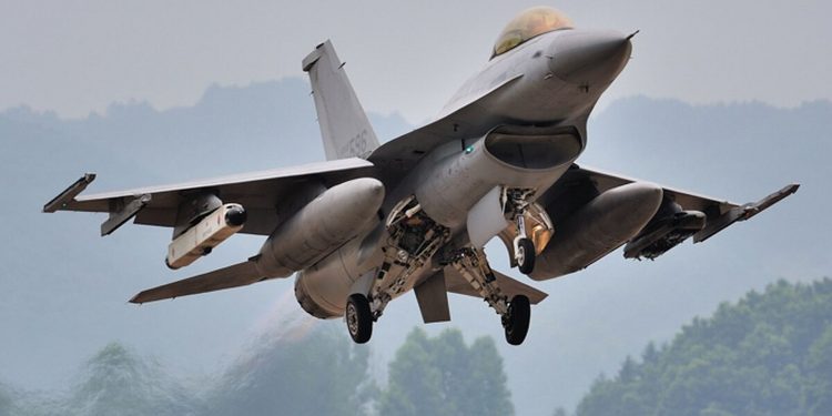 Korea to Buy F-16 Identification Friend or Foe (IFF) & Link 16 Upgrades