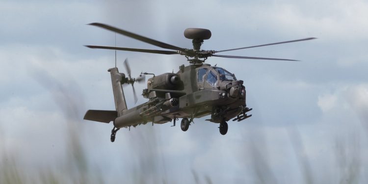 Egypt Requests to Refurbish AH-64E Apache Attack Helicopters