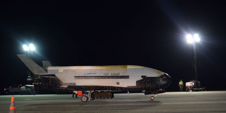 Boeing-built X-37B Launches in 2nd Mission for US Space Force