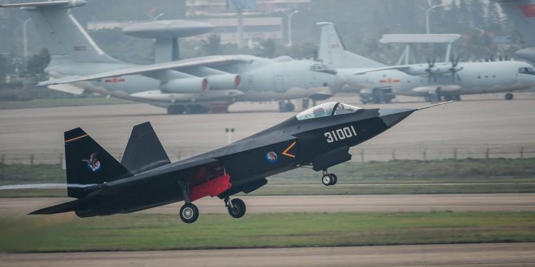 China’s FC-31 Stealth Fighter Jet Making New Progress, Photos Show