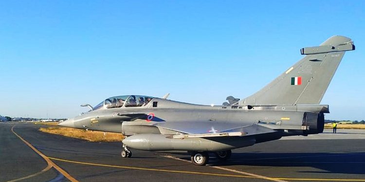 First Five Rafale Fighter Jets Fly from France to India