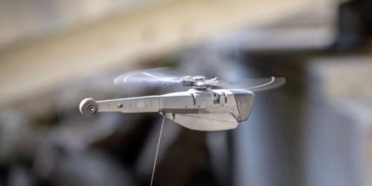 Adding chameleon-like capabilities to defence drones