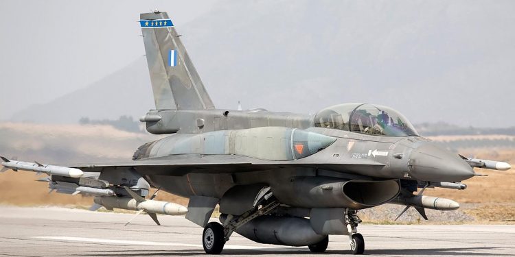 Greek arms spending will not cost 10 billion euros: minister