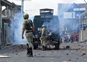 Pakistan, India pledge to end skirmishes along Kashmir frontier