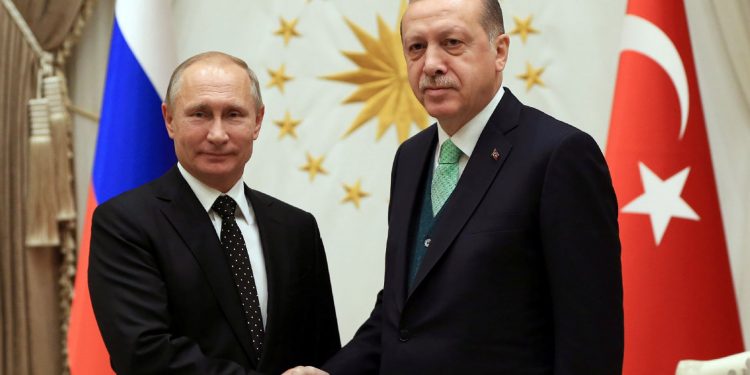 Turkey, Russia discussed warplanes, submarines cooperation: report