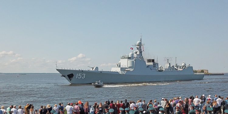 Satellites spot US warship mock-ups at apparent China weapons range