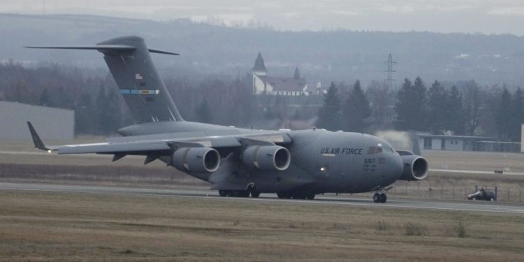 More US troops land in Poland to deter ‘war aims’: general